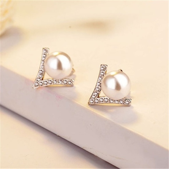 Silver V-shaped White Pearl & CZ Stud Earrings - Picture 6 of 7
